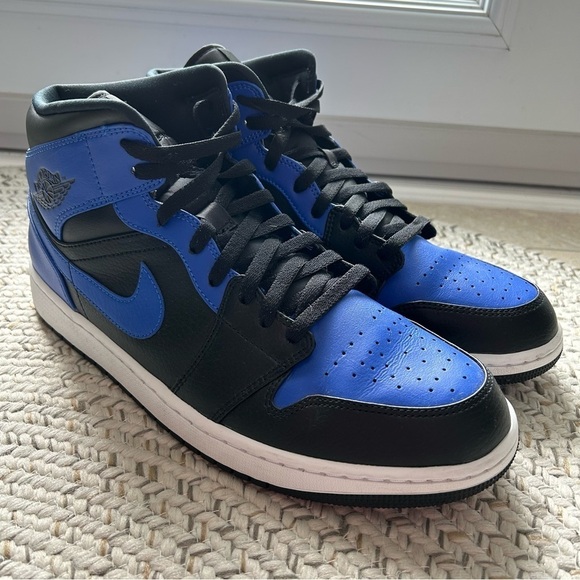 [13] Nike Air Jordan 1 Mid Hyper Royal Tumbled Leather Men’s Black & Blue - Picture 5 of 10